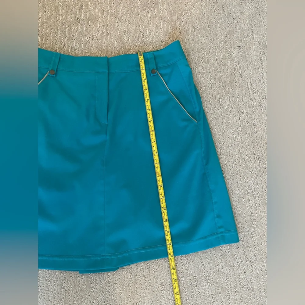 Tail Teal Golf Skort
